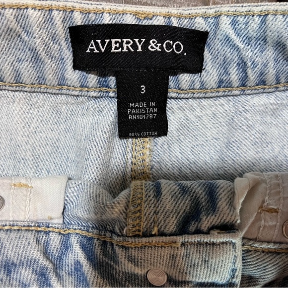 Light Blue Distressed Jean Shorts with Raw Hem - Picture 4 of 5